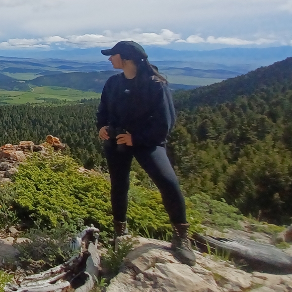 Meet your Posher, J. - Picture 1 of 2